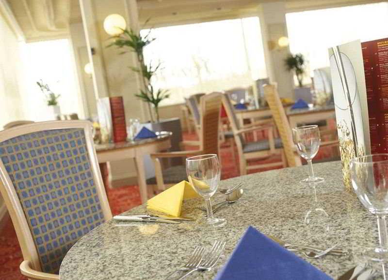 Airport Inn Gatwick Horley Restaurant foto