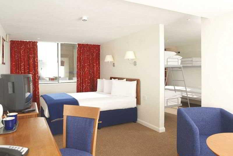 Airport Inn Gatwick Horley Zimmer foto